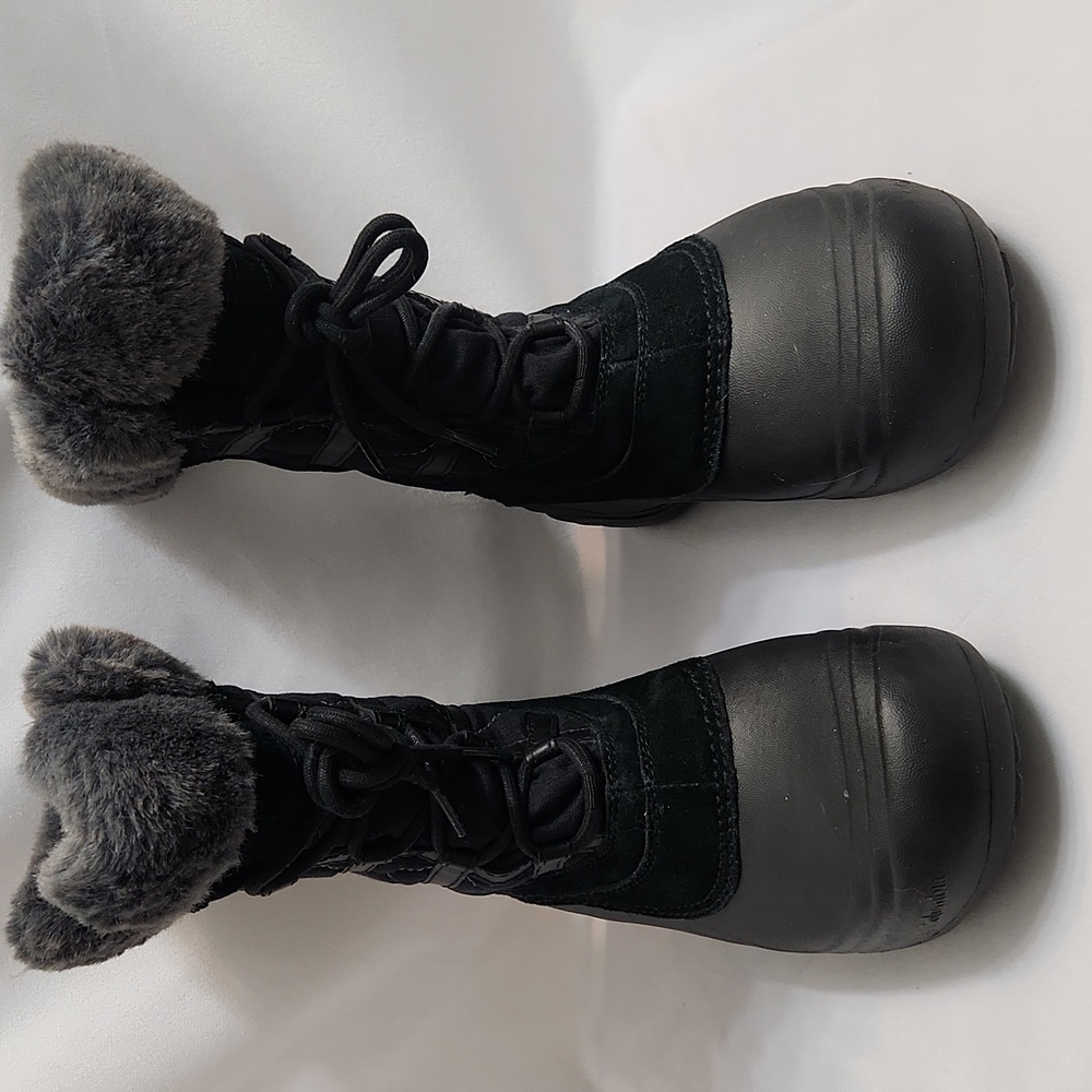 Columbia Sierra Summette IV Faux Fur Black Gray Winter Boots (W Size 7.5)